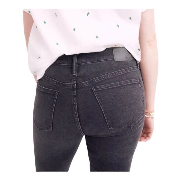 Madewell 9” Mid-Rise Skinny Jeans Women Grey Wash Sz 25 x29 Ripped Raw Hem Denim - Picture 2 of 16